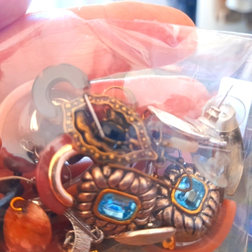 Lot Of 10 Pairs Of Earrings Accents